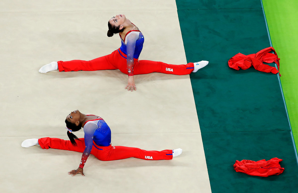 2016-0816-Simone-Biles-Aly-Raisman.jpg